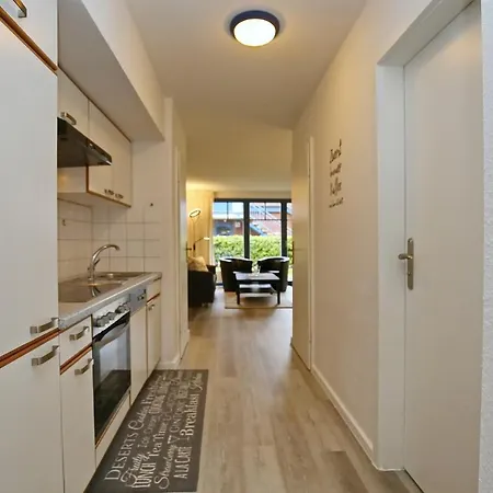 Papillon 03-4 Apartment
